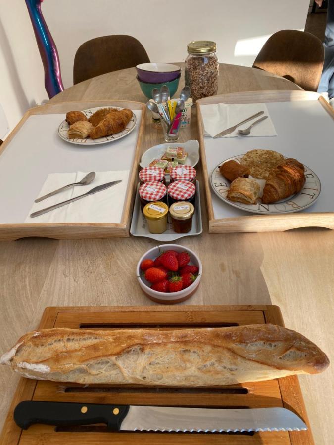 Cote Court Bed & Breakfast L'Isle-sur-la-Sorgue Bagian luar foto