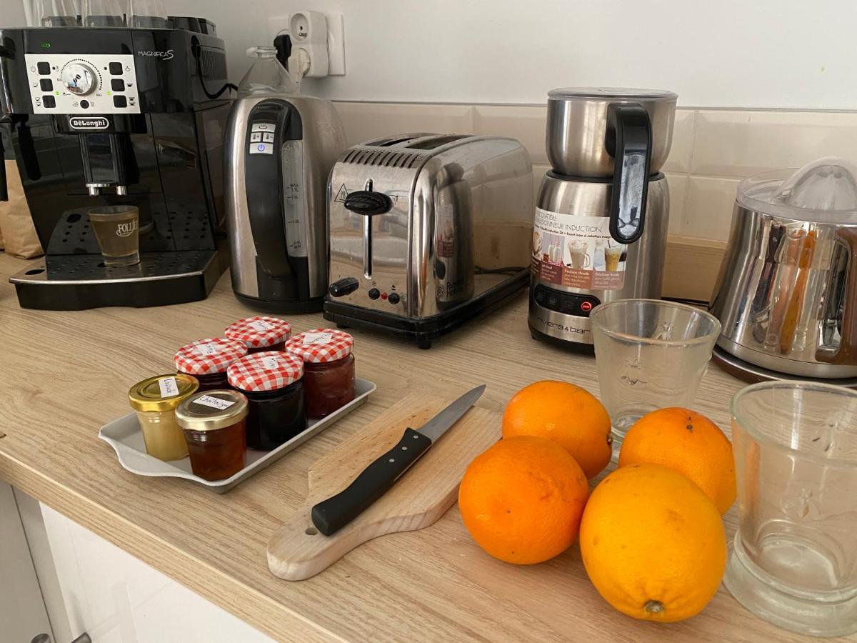 Cote Court Bed & Breakfast L'Isle-sur-la-Sorgue Bagian luar foto