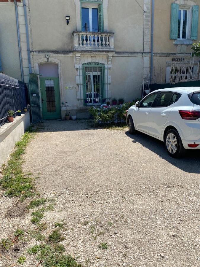 Cote Court Bed & Breakfast L'Isle-sur-la-Sorgue Bagian luar foto